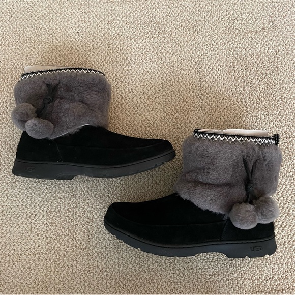 UGG Brie Waterproof Suede Boots Black w/ Pom Poms Women’s size 11 - Picture 2 of 13
